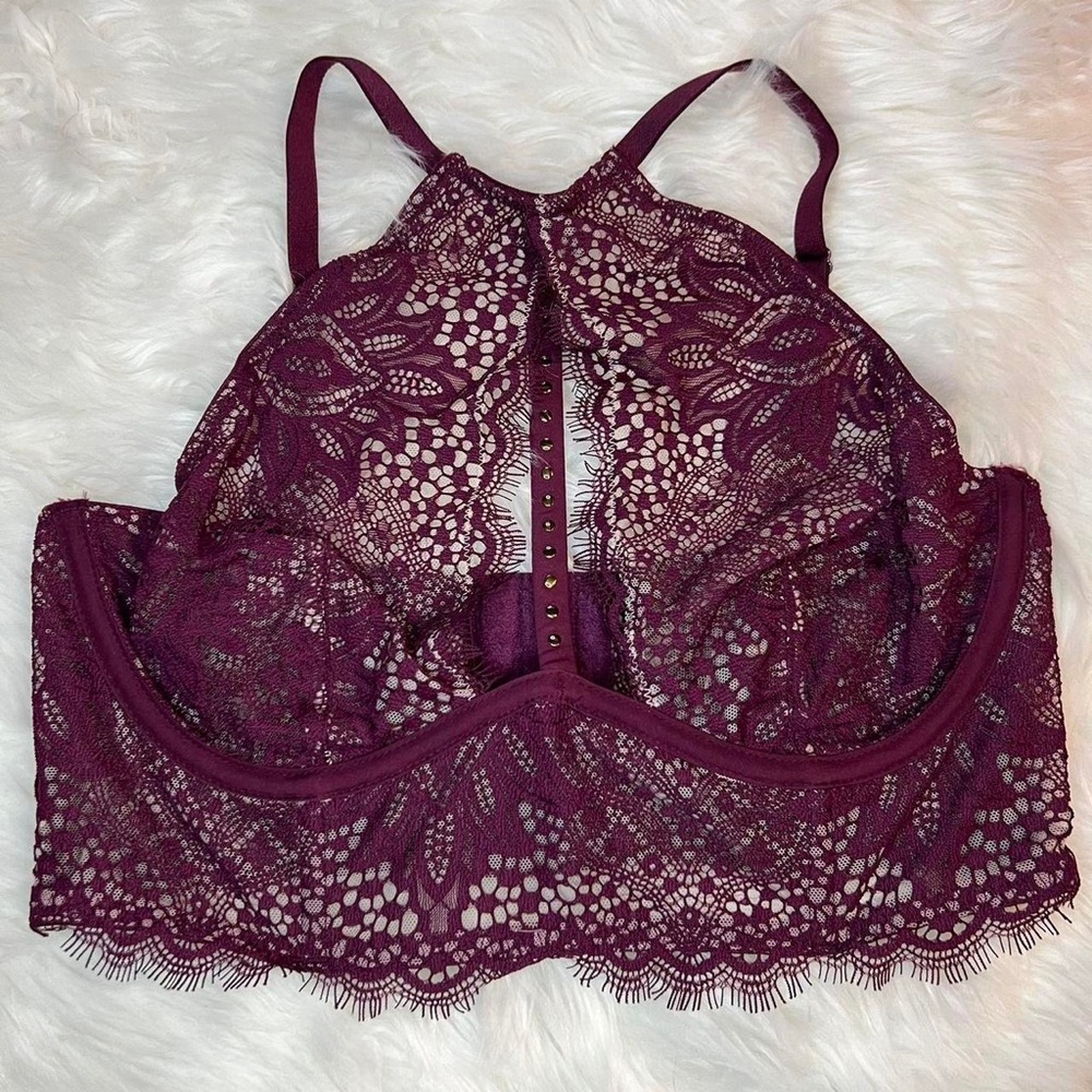 Victoria’s Secret unlined plunge bra size 34C